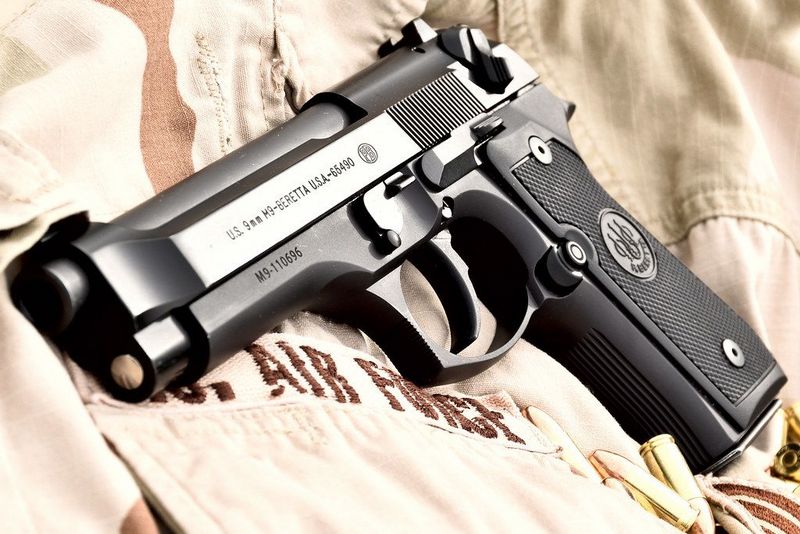 Beretta M9 (COLD WAR, IRAQI FREEDOM, MODERN, SPECIAL FORCES) Beretta M9