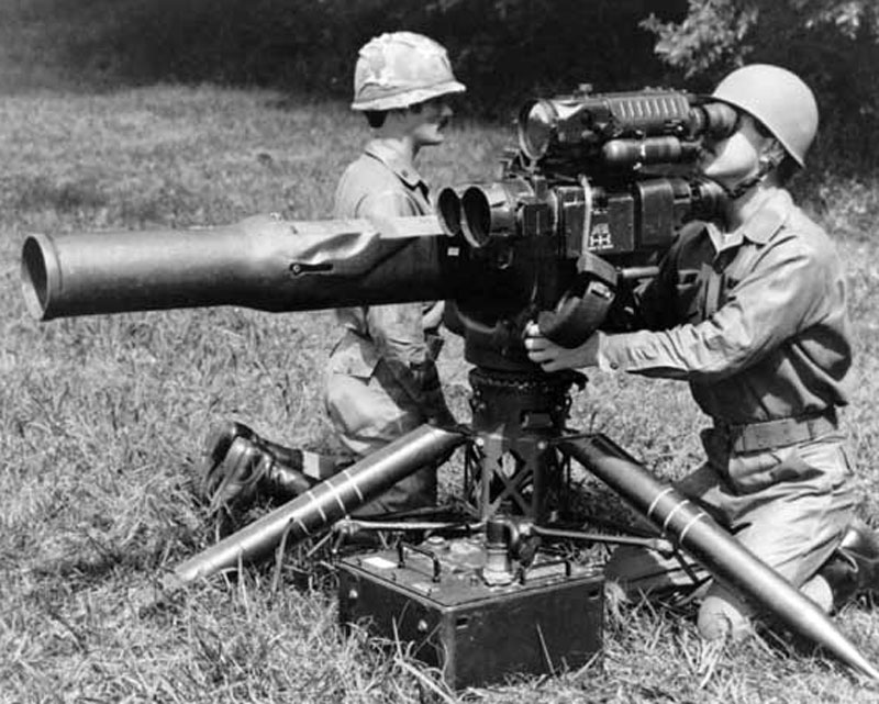 Hughes / Raytheon BGM-71 TOW / TOW-2 (COLD WAR, MODERN, VIETNAM WAR) Hughes / Raytheon BGM-71 TOW / TOW-2