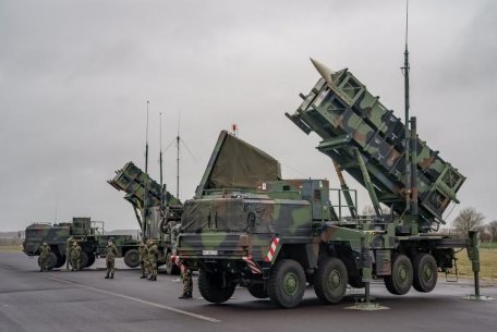 MIM-104 Patriot and Terminal High Altitude Area Defense