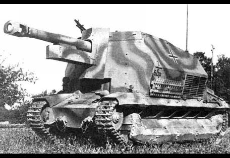 10.5cm leFH 16 auf Geschuetzwagen FCM