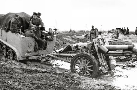 15cm sIG 33 (Schweres Infanterie Geschutz 33)