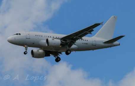 Airbus A318 (MODERN AIRCRAFT) Airbus A318