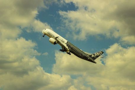 Airbus A350 (MODERN AIRCRAFT) Airbus A350