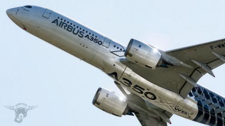 Airbus A350 (MODERN AIRCRAFT) Airbus A350