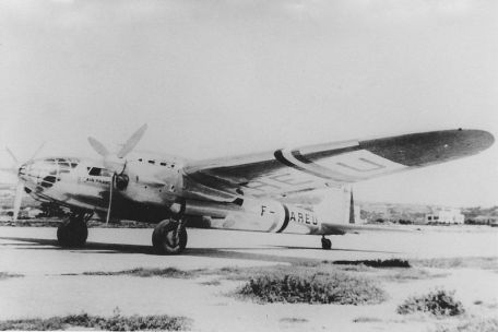 Amiot 354 (WORLD WAR 2) Amiot 354