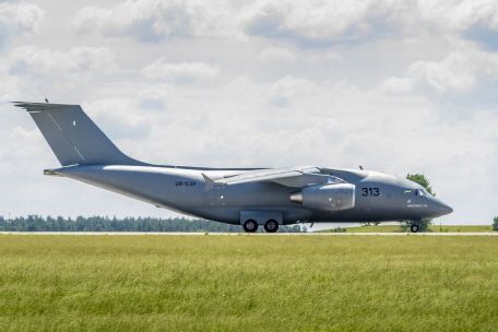 Antonov An-178 (MODERN AIRCRAFT, FUTURE FLIGHT) Antonov An-178
