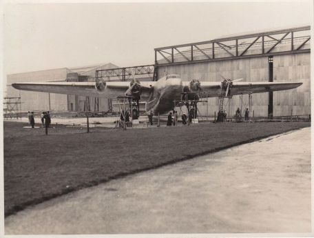 Armstrong Whitworth Ensign (GOLDEN AGE, WORLD WAR 2) Armstrong Whitworth Ensign