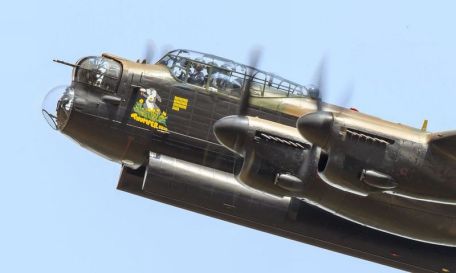 Avro Lancaster (BERLIN AIRLIFT, COLD WAR, WORLD WAR 2) Avro Lancaster