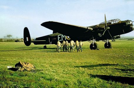 Avro Manchester (WORLD WAR 2) Avro Manchester