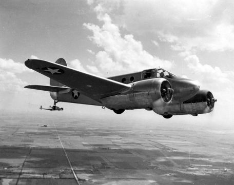 Beech AT-10 Wichita (W.A.S.P., WORLD WAR 2) Beech AT-10 Wichita