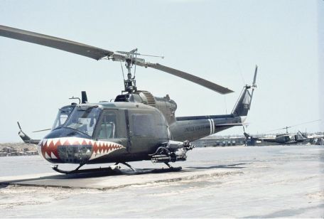 Bell UH-1B/C Huey Cobra / Frog