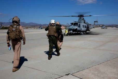 Bell UH-1Y Venom (Super Huey) (MODERN AIRCRAFT) Bell UH-1Y Venom (Super Huey)