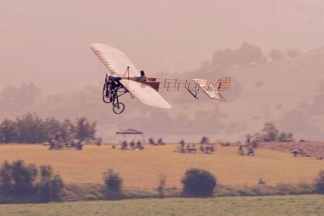 Bleriot XI (EARLY YEARS, WORLD WAR 1, X-PLANE) Bleriot XI