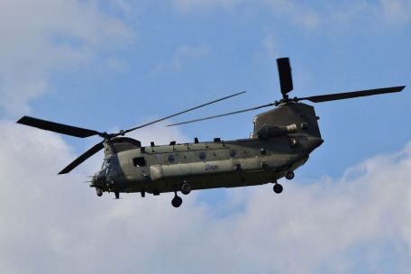 Boeing CH-47 Chinook (COLD WAR, FALKLANDS WAR, GULF WAR, MODERN AIRCRAFT, VIETNAM WAR) Boeing CH-47 Chinook