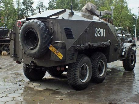 BTR-152 (ARMORED PERSONNEL CARRIER, COLD WAR) BTR-152