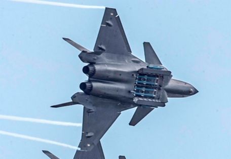 Chengdu (AVIC) J-20 (Black Eagle)