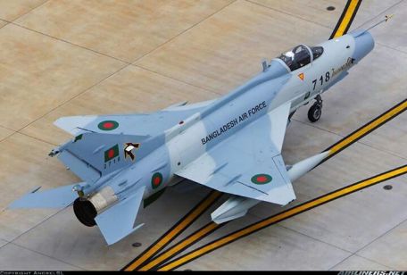 Chengdu (AVIC) J-7 / F-7 (COLD WAR, MODERN AIRCRAFT) Chengdu (AVIC) J-7 / F-7