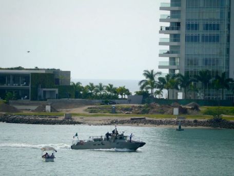 Combat Boat 90 (CB90) / Stridsbat 90H (MODERN NAVY) Combat Boat 90 (CB90) / Stridsbat 90H