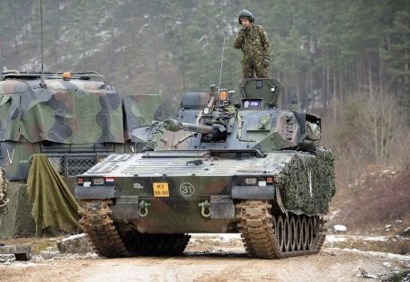 Combat Vehicle 90 / Stridsfordon 90 (CV90 / Strf 90