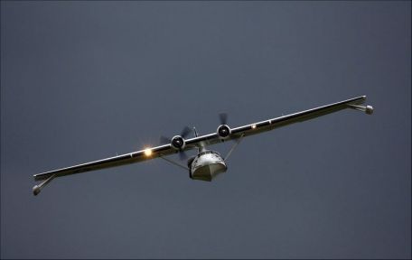 Consolidated PBY Catalina (BATTLE OF MIDWAY, BERLIN AIRLIFT, CUBAN MISSILE CRISIS, GOLDEN AGE, PEARL HARBOR, STRATEGIC AIR COMMAND, VIETNAM WAR, WORLD WAR 2) Consolidated PBY Catalina