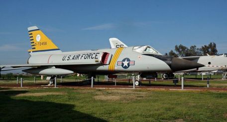 CONVAIR F-106 Delta Dart (COLD WAR, VIETNAM WAR) CONVAIR F-106 Delta Dart