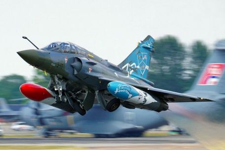 Dassault Mirage 2000 (4TH GENERATION, ALLIED FORCE, COLD WAR, GULF WAR, MODERN AIRCRAFT) Dassault Mirage 2000