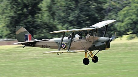 de Havilland DH.82 Tiger Moth (COLD WAR, GOLDEN AGE, WORLD WAR 2) de Havilland DH.82 Tiger Moth