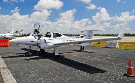 Diamond DA42 Twin Star (MODERN AIRCRAFT, DRONE TECHNOLOGY) Diamond DA42 Twin Star