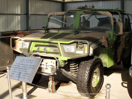 Dongfeng EQ2050 (Mengshi) (MODERN) Dongfeng EQ2050 (Mengshi)