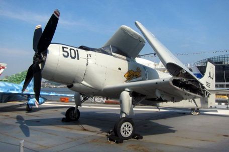 Douglas A-1 Skyraider (AD-1) (COLD WAR, KOREAN WAR, SUEZ CRISIS, VIETNAM WAR) Douglas A-1 Skyraider (AD-1)