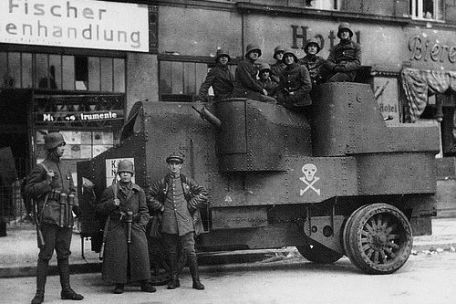 Ehrhardt E-V/4 (E-V/4 Panzerkraftwagen Ehrhardt) (WORLD WAR 1) Ehrhardt E-V/4 (E-V/4 Panzerkraftwagen Ehrhardt)