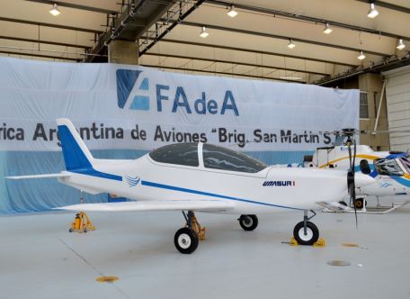 FAdeA IA-73