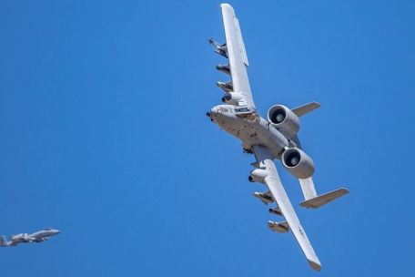 Fairchild Republic A-10 Thunderbolt II (Warthog) (ALLIED FORCE, COLD WAR, GULF WAR, MODERN AIRCRAFT) Fairchild Republic A-10 Thunderbolt II (Warthog)