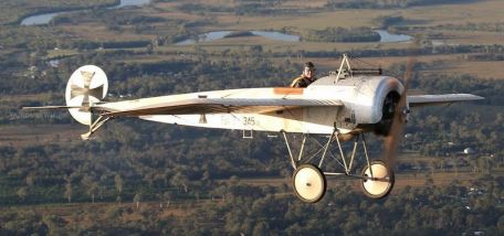 Fokker E (Eindecker) (WORLD WAR 1) Fokker E (Eindecker)