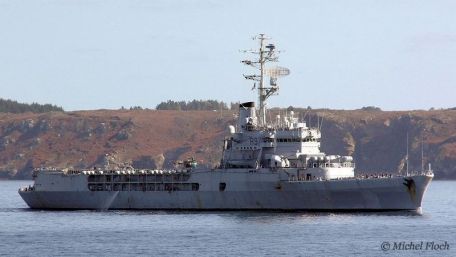 FS Jeanne d Arc (R97)
