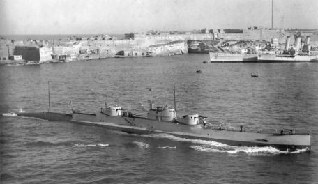 FS Surcouf (N N 3) (WORLD WAR 2) FS Surcouf (N N 3)