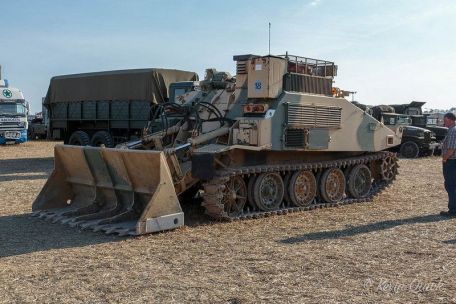 FV180 Combat Engineer Tractor (CET) (COLD WAR, MODERN) FV180 Combat Engineer Tractor (CET)