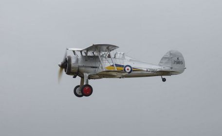 Gloster Gladiator (BATTLE OF BRITAIN, WORLD WAR 2) Gloster Gladiator