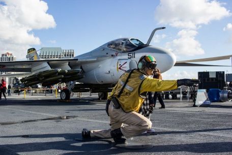 Grumman A-6 Intruder (COLD WAR, GULF WAR, VIETNAM WAR) Grumman A-6 Intruder
