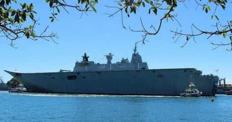 HMAS Canberra (L02) (MODERN NAVY) HMAS Canberra (L02)