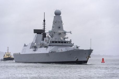 HMS Defender (D36)