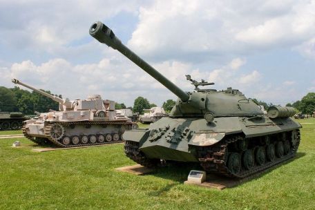 IS-3 / JS-3 (Josef Stalin) (COLD WAR, WORLD WAR 2) IS-3 / JS-3 (Josef Stalin)