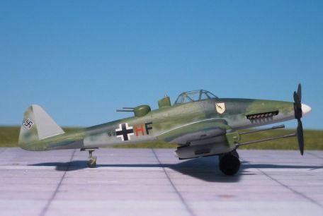 Junkers Ju 187 (SECRET WEAPONS OF THE LUFTWAFFE, WORLD WAR 2) Junkers Ju 187
