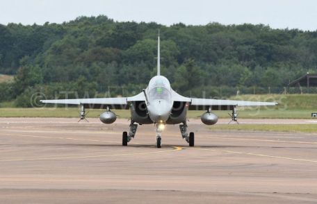 Leonardo M-346 Master (MODERN AIRCRAFT) Leonardo M-346 Master