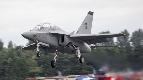 Leonardo M-346 Master (MODERN AIRCRAFT) Leonardo M-346 Master