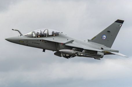 Leonardo M-346 Master (MODERN AIRCRAFT) Leonardo M-346 Master