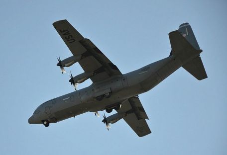 Lockheed C-130 Hercules (ALLIED FORCE, FALKLANDS WAR, GULF WAR, INDO-PAK WAR, IRAN-IRAQ WAR, MODERN AIRCRAFT, STRATEGIC AIR COMMAND, VIETNAM WAR) Lockheed C-130 Hercules