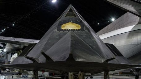 Lockheed F-117 Nighthawk (ALLIED FORCE, COLD WAR, GULF WAR) Lockheed F-117 Nighthawk