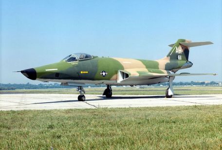McDonnell RF-101 Voodoo (COLD WAR, CUBAN MISSILE CRISIS, VIETNAM WAR) McDonnell RF-101 Voodoo
