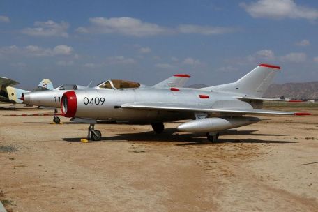 Mikoyan-Gurevich MiG-19 (Farmer) (COLD WAR, INDO-PAK WAR, IRAN-IRAQ WAR, SIX DAY WAR, VIETNAM WAR, WARSAW PACT) Mikoyan-Gurevich MiG-19 (Farmer)